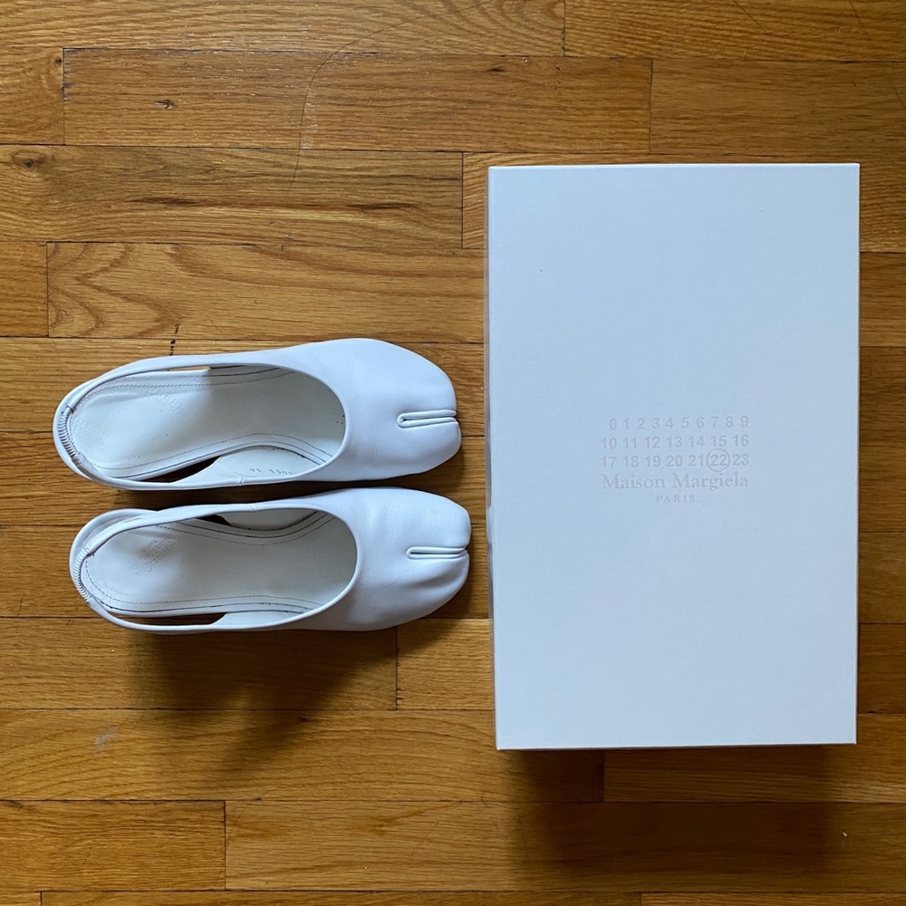 ‼️❌SOLD❌WHITE MAISON MARGIELA TABI SLINGBACK HEELS